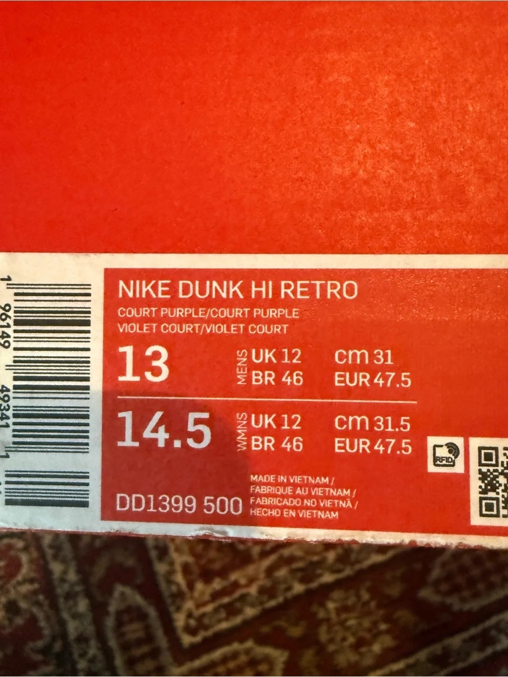 Nike Dunk High Lakers - Basketball Sneakers in Purple & Yellow